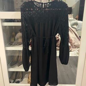 Black dress size 8.